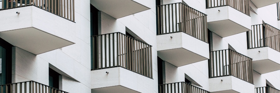 Podatek od balkonu, kto zapłaci za remont balkonu i garażu?