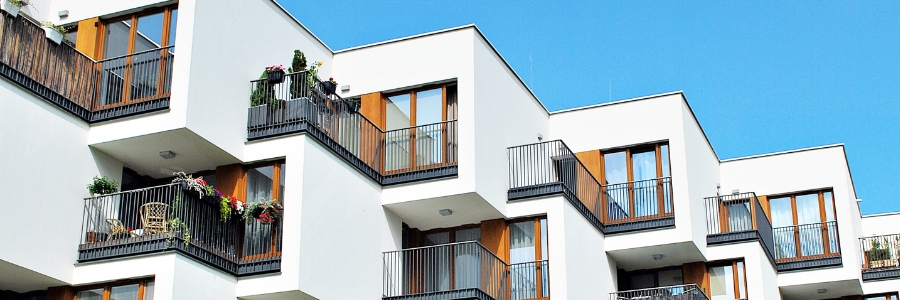 Na ile metrów mieszkania stać Polaka?